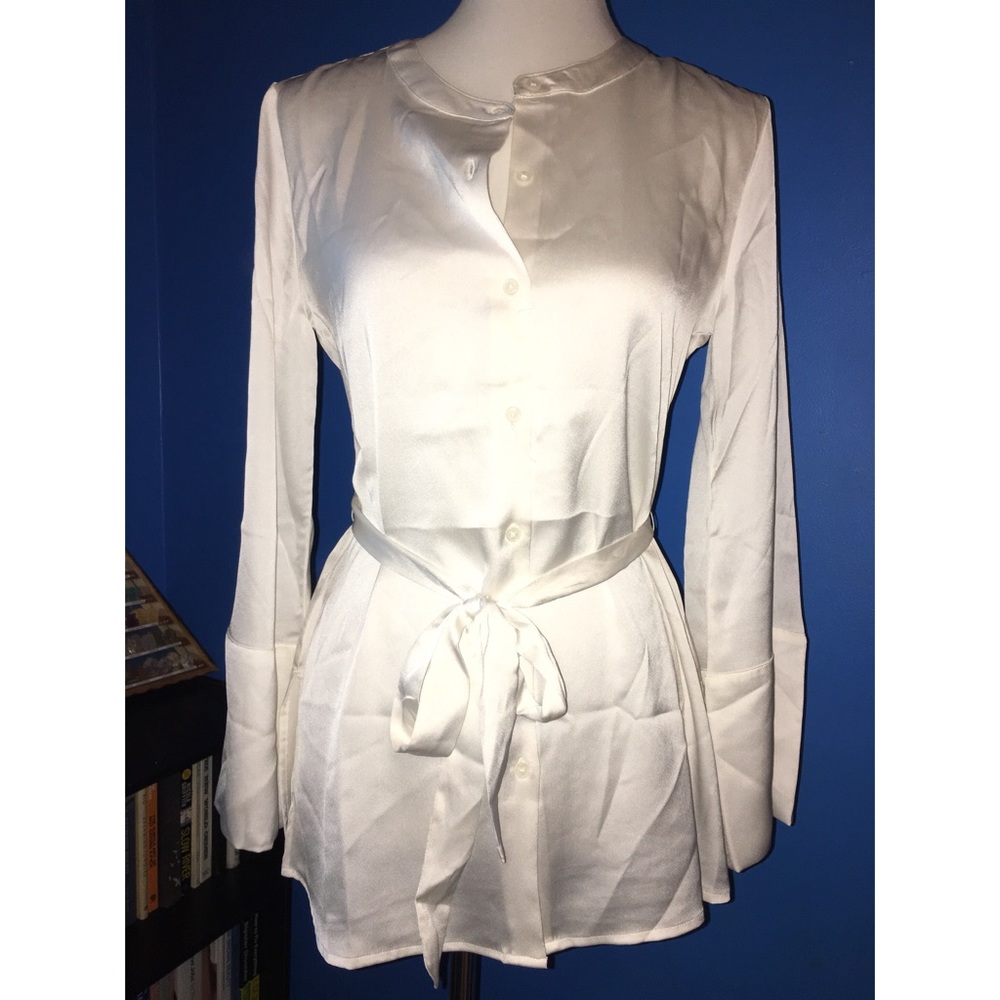 NWT Banana Republic women’s long sleeve button up